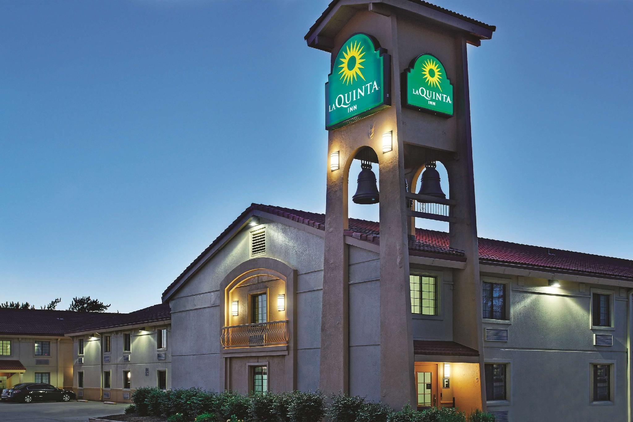 La Quinta Inn By Wyndham Σαμπέιν Εξωτερικό φωτογραφία